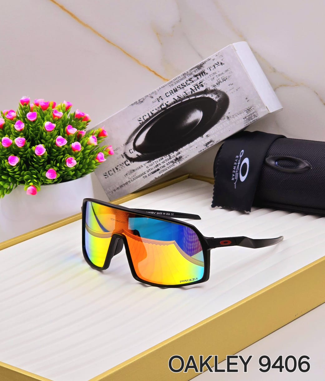 Oakley SURTO Sports ( Red Mirror & Black )