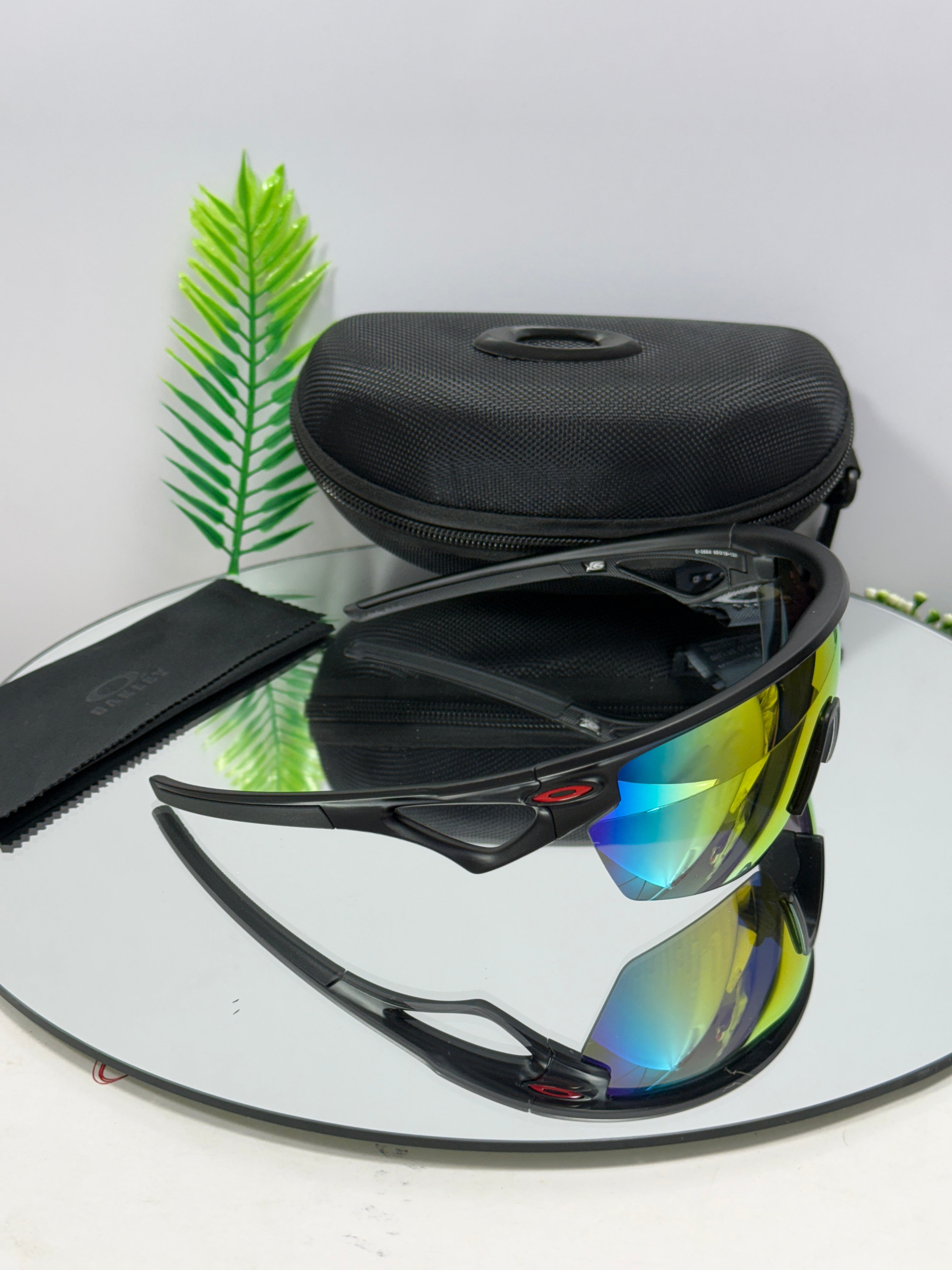 Oakley Sphaera Sports ( Red Mirror & Black )