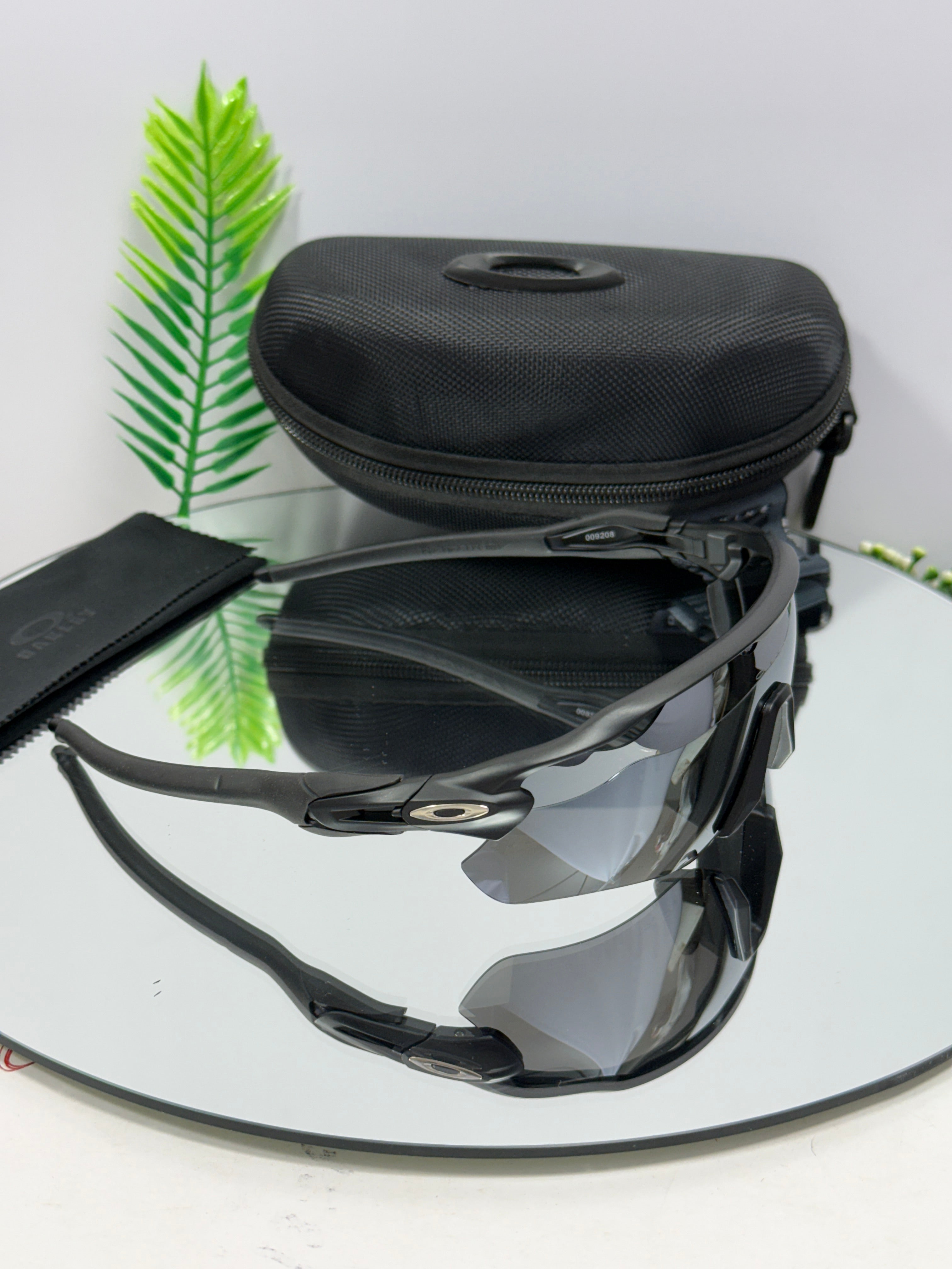 Oakley RADER-EV Sports ( Black & Black )