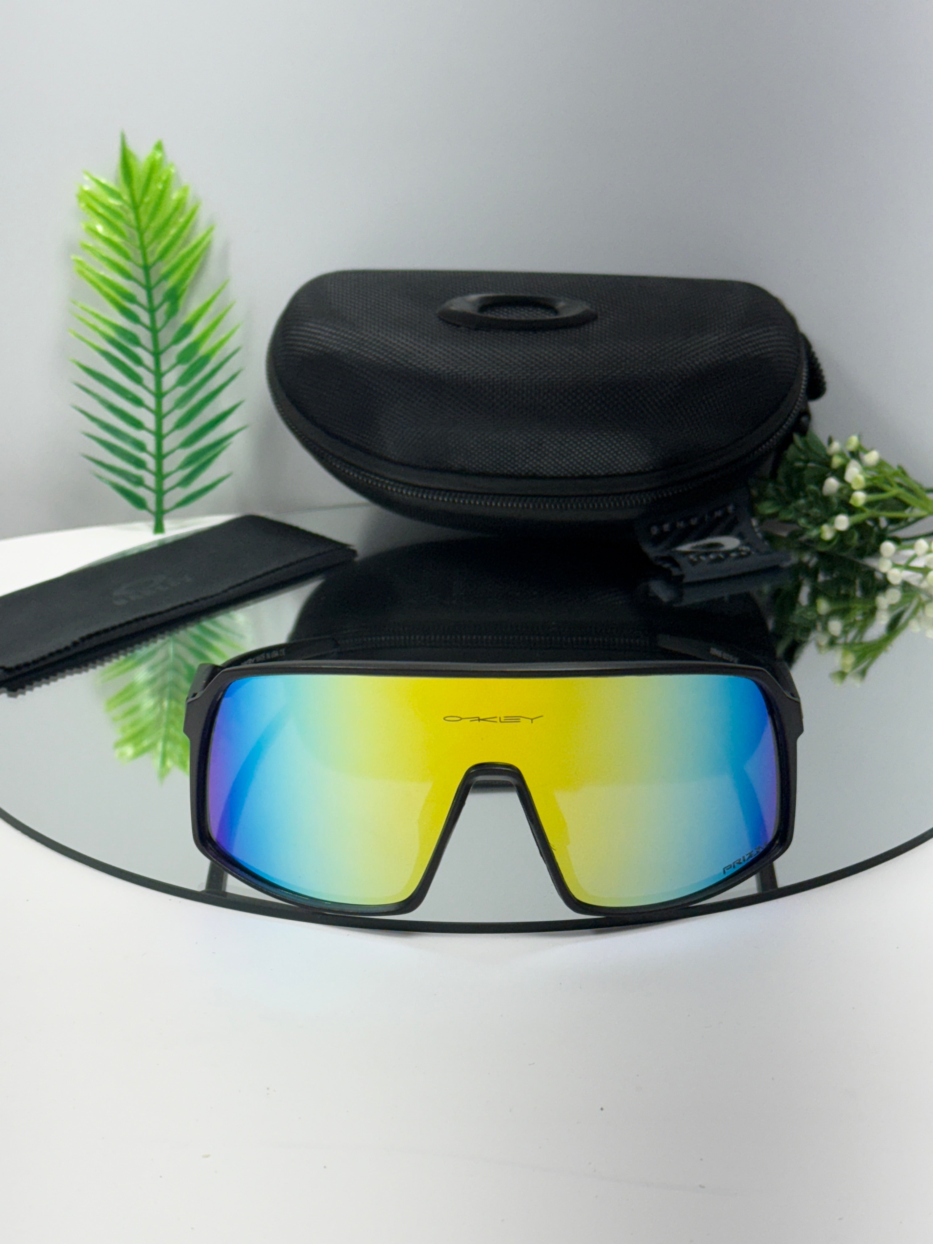Oakley SURTO Sports ( Yellow & Black )