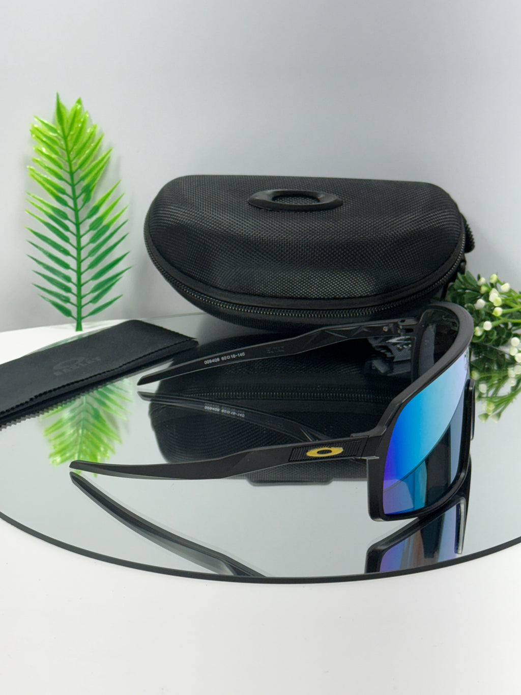 Oakley SURTO Sports ( Yellow & Black )