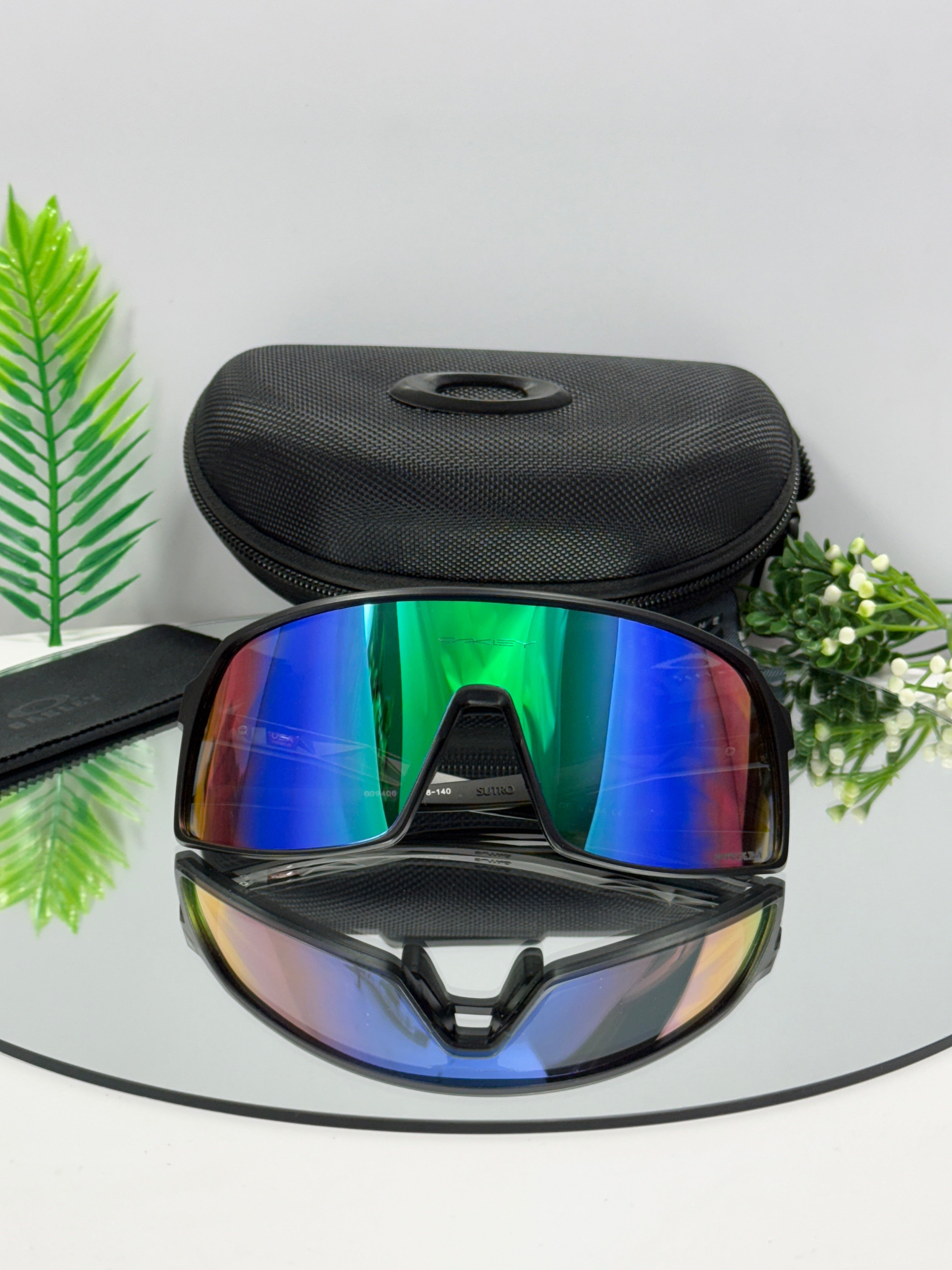 Oakley SURTO Sports ( Green & Black )