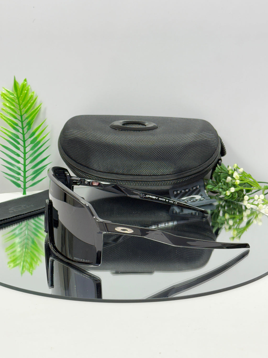 Oakley SURTO Sports ( Black & Black )