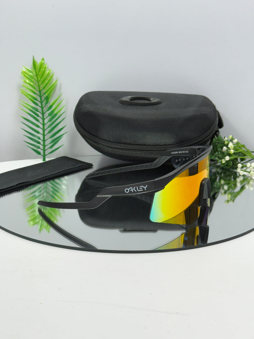 Oakley Hydra Sports ( Red Mirror & Black )