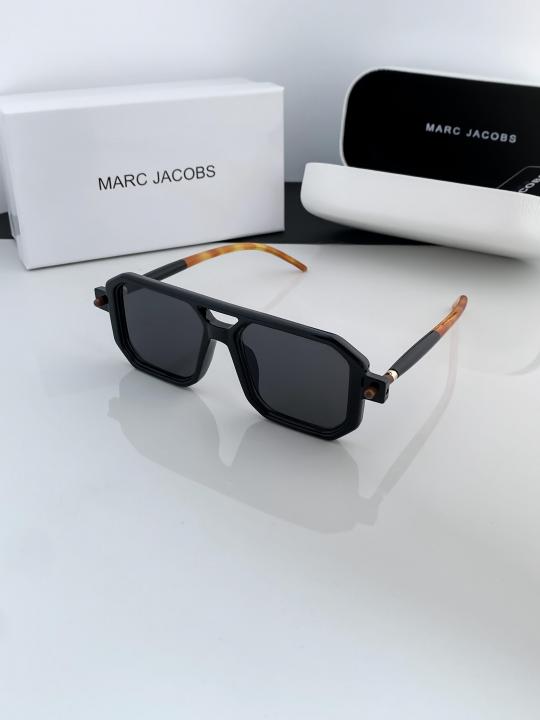 Marc Jacobs  Sunglass