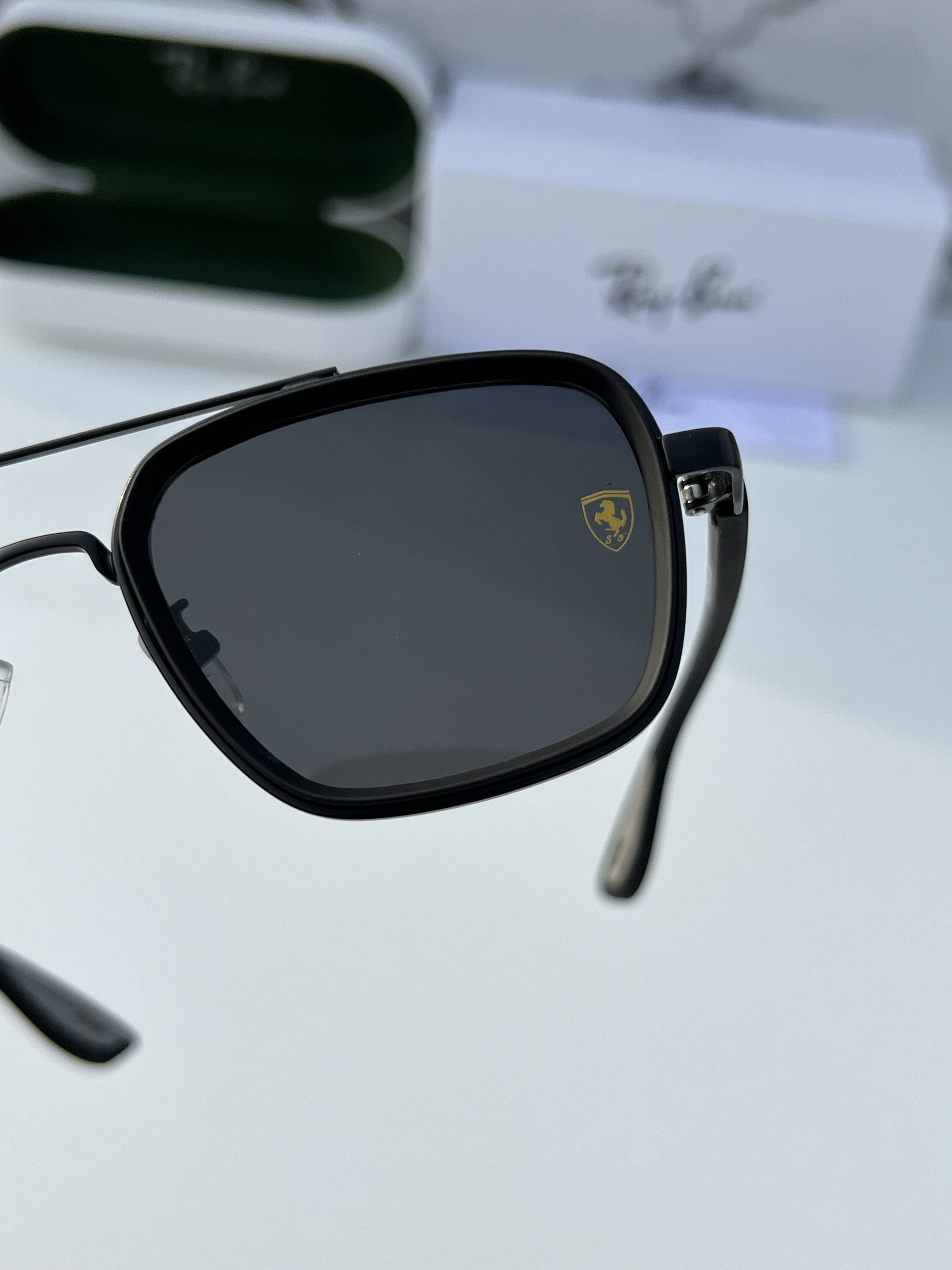 Ray Ban Sunglass