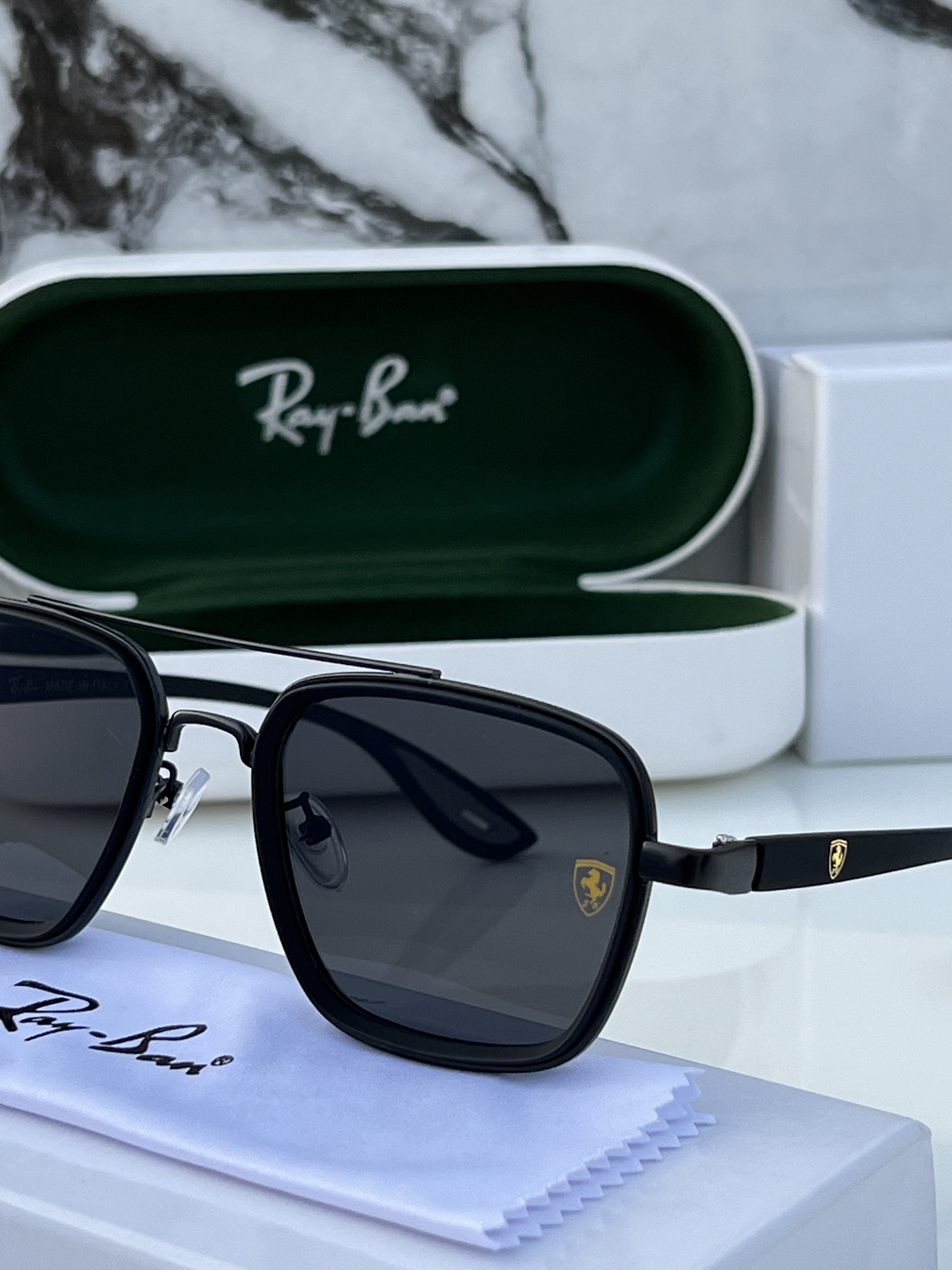 Ray Ban Sunglass