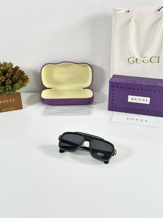 Gucci Sunglass