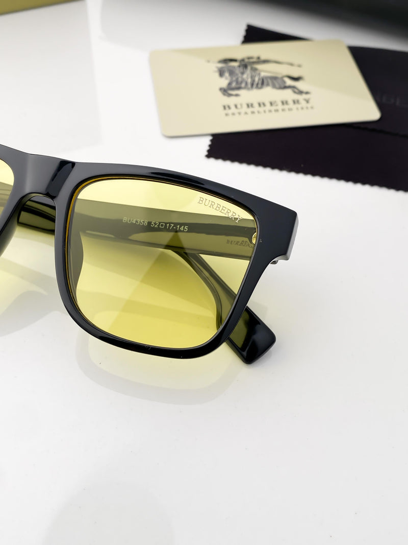 Burberry Sunglass