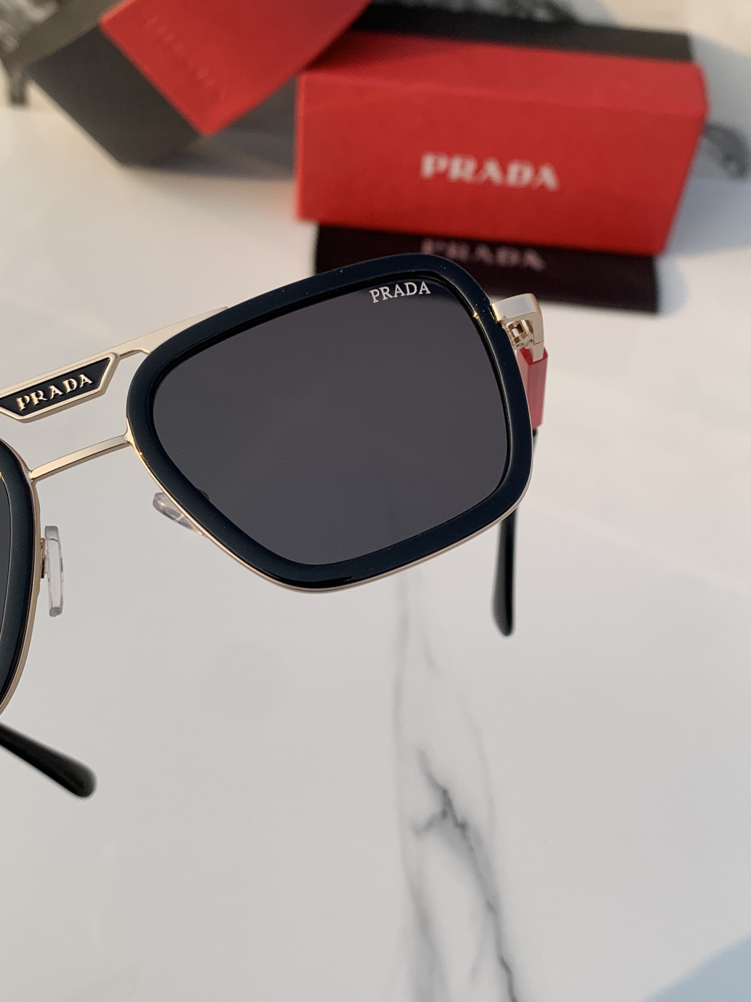 Prada Sunglass