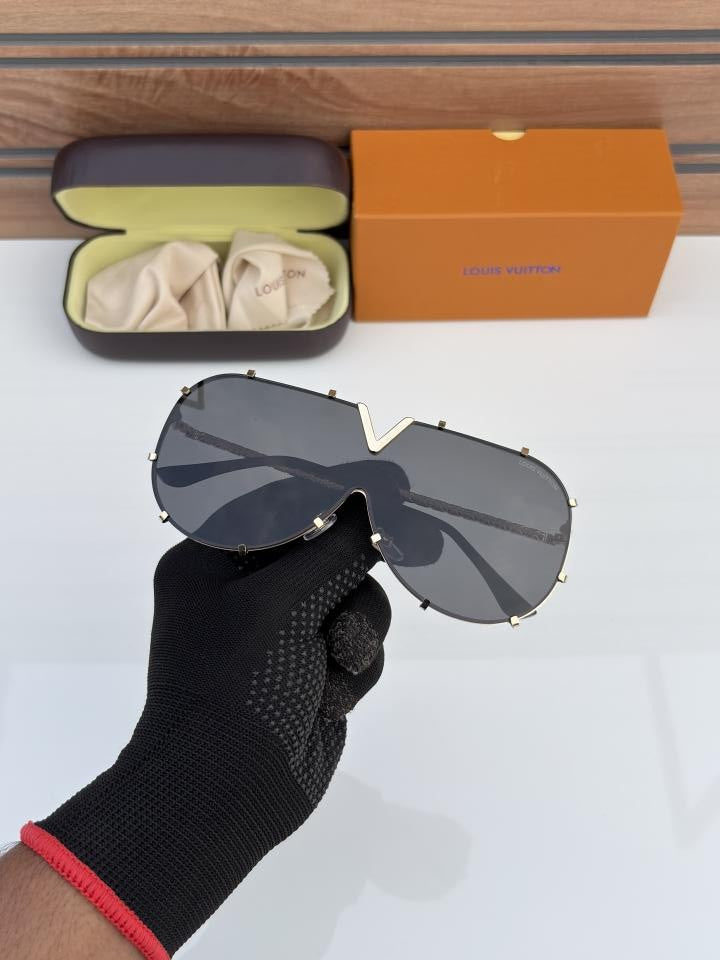 Louis Vuitton Sunglass