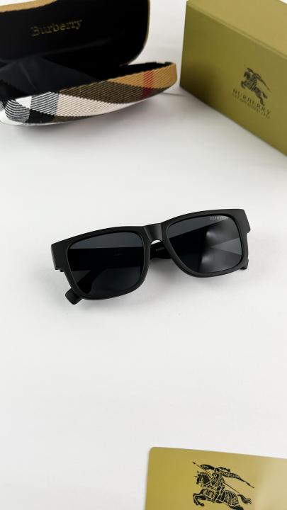 Burberry Sunglass