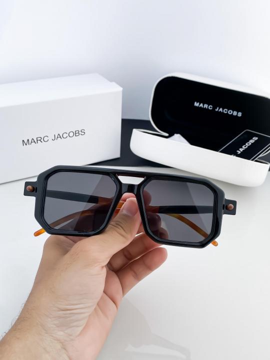 Marc Jacobs  Sunglass