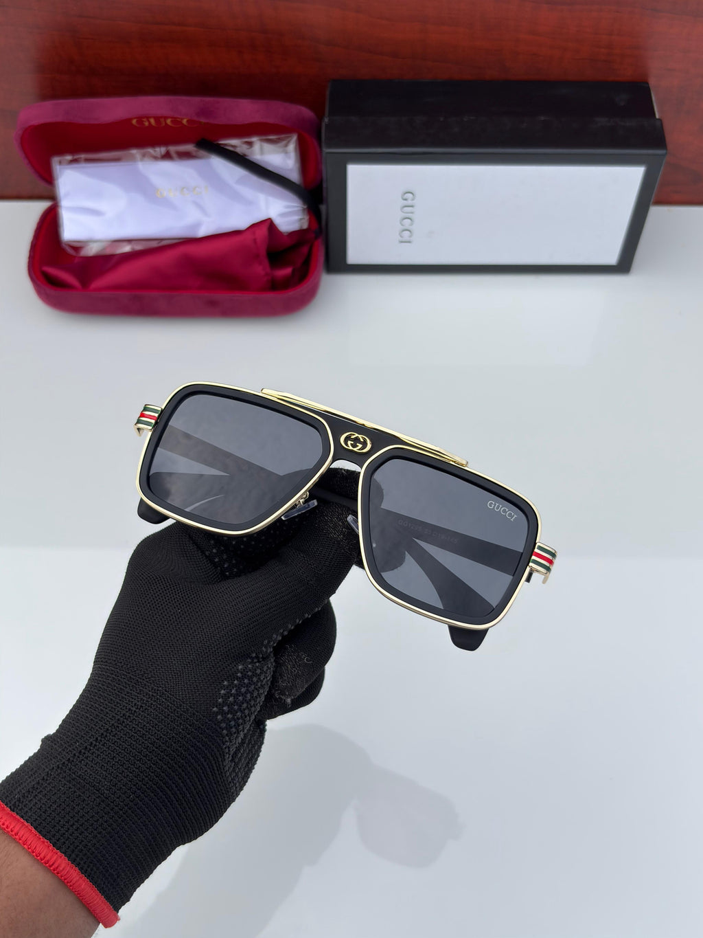 Gucci Sunglass